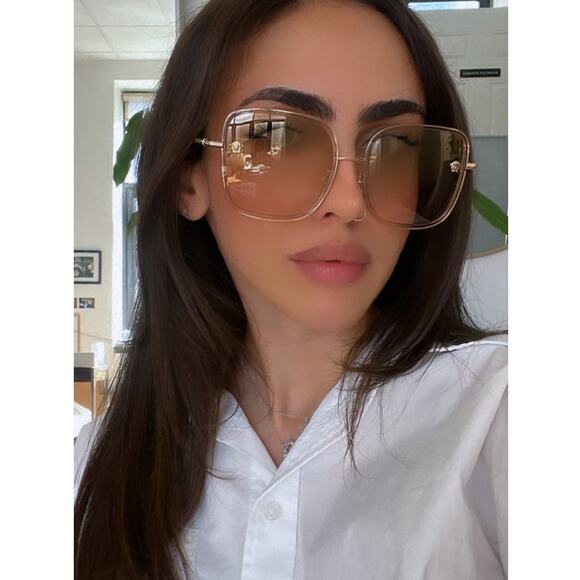 NEW Versace VE2247-D Pink Mirror Square Sunglasses - Picture 2 of 9